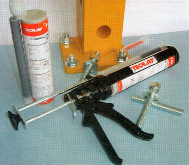 Chumbador Químico de Injeção TQI-77